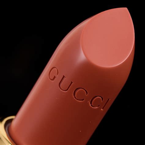 gucci lipstick 205 hold your man